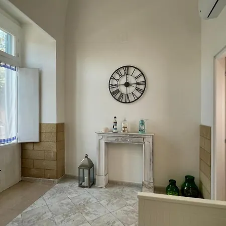 La Casa Del Pescatore N 11 - Porto Di St Spirito 아파트