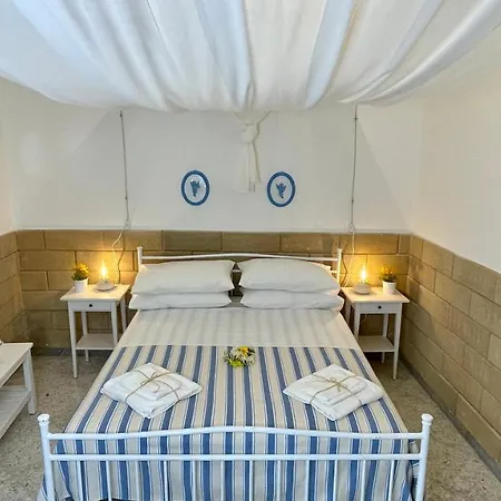 La Casa Del Pescatore N 11 - Porto Di St Spirito Apartment